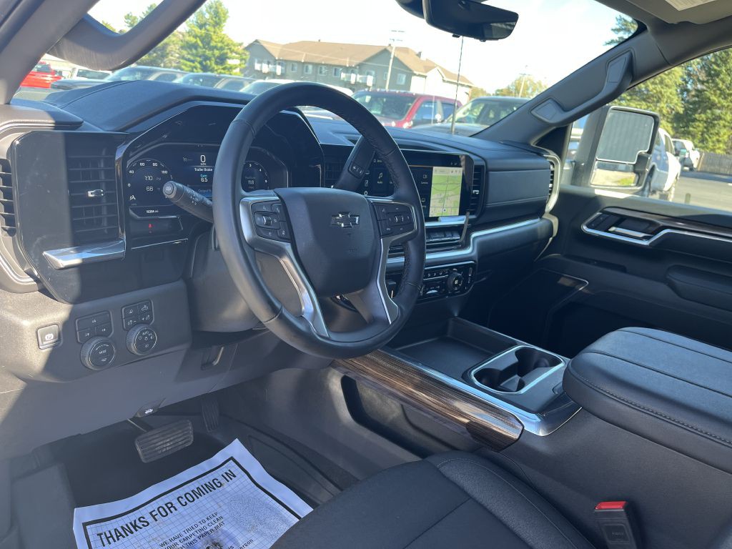 2025 Chevrolet Silverado 1500 Image 22