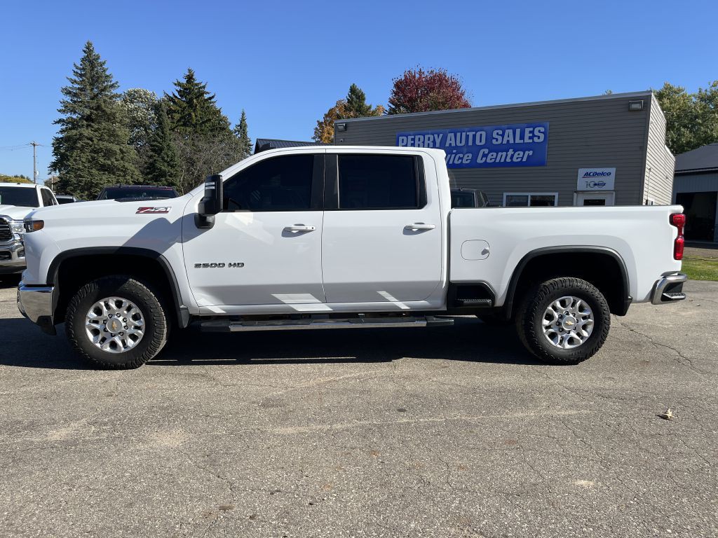 2024 Chevrolet Silverado 1500 Image 1