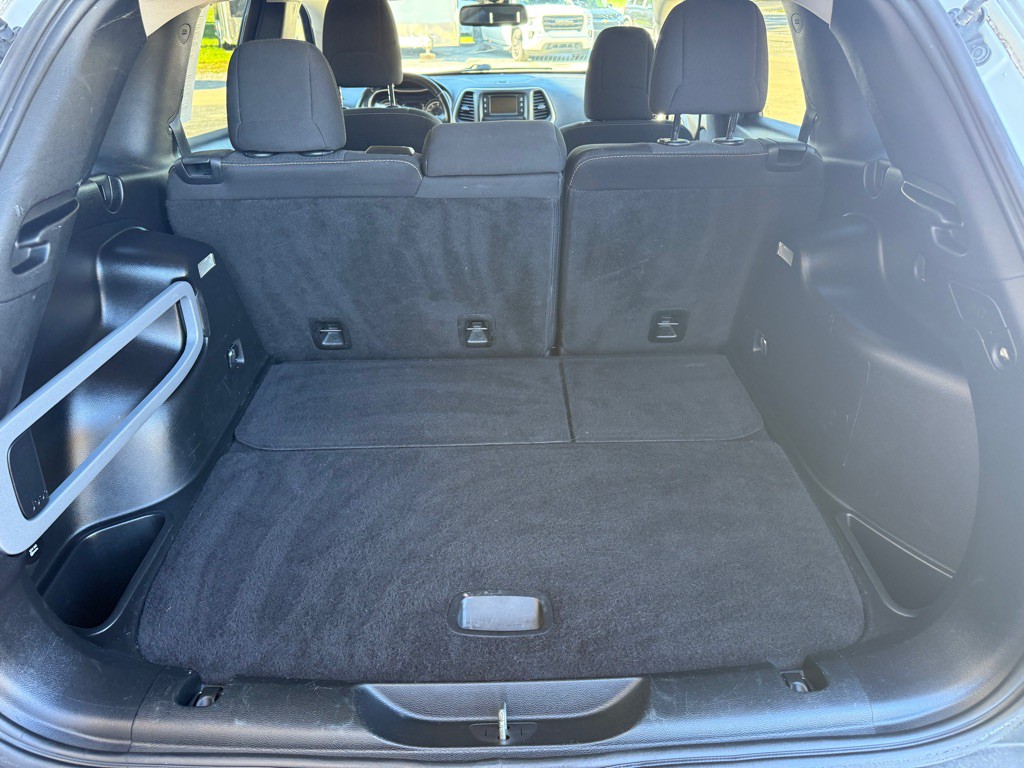 2016 Jeep Cherokee Image 11