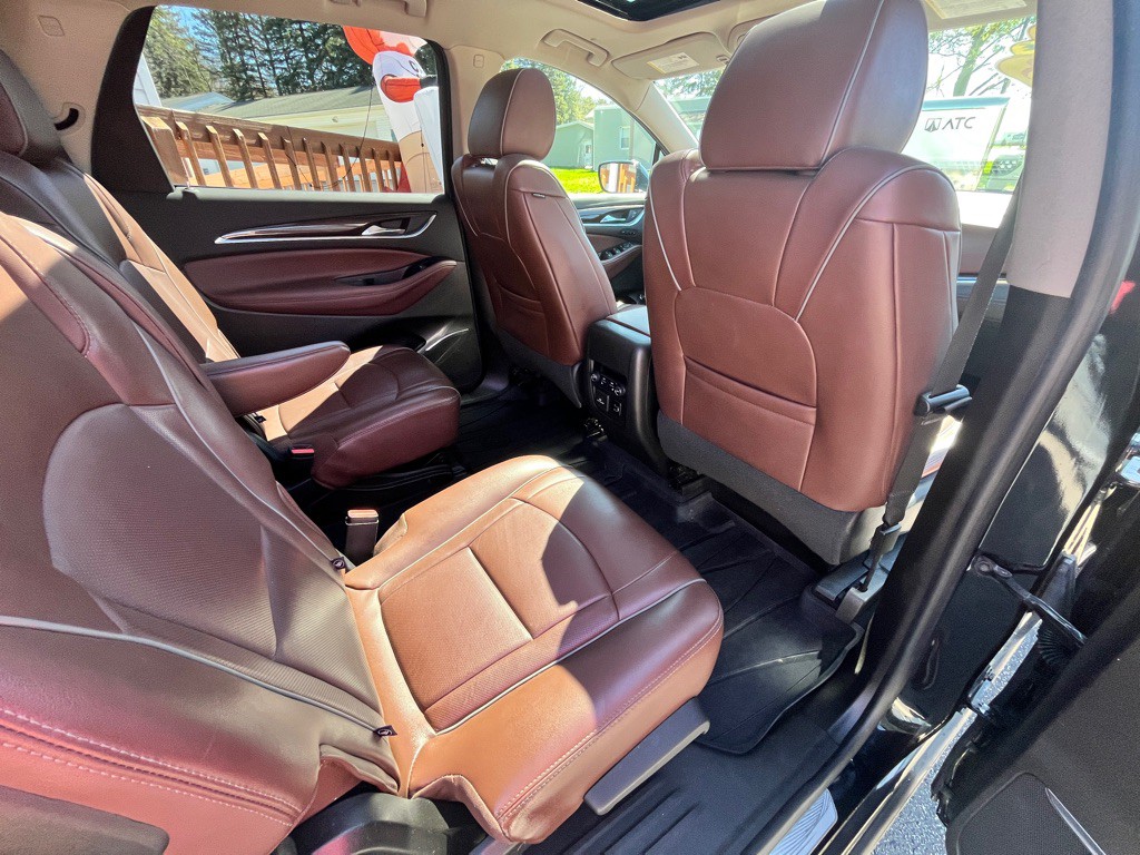 2018 Buick Enclave Image 5