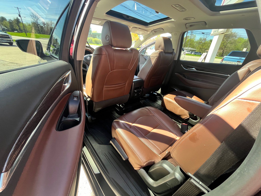 2018 Buick Enclave Image 9