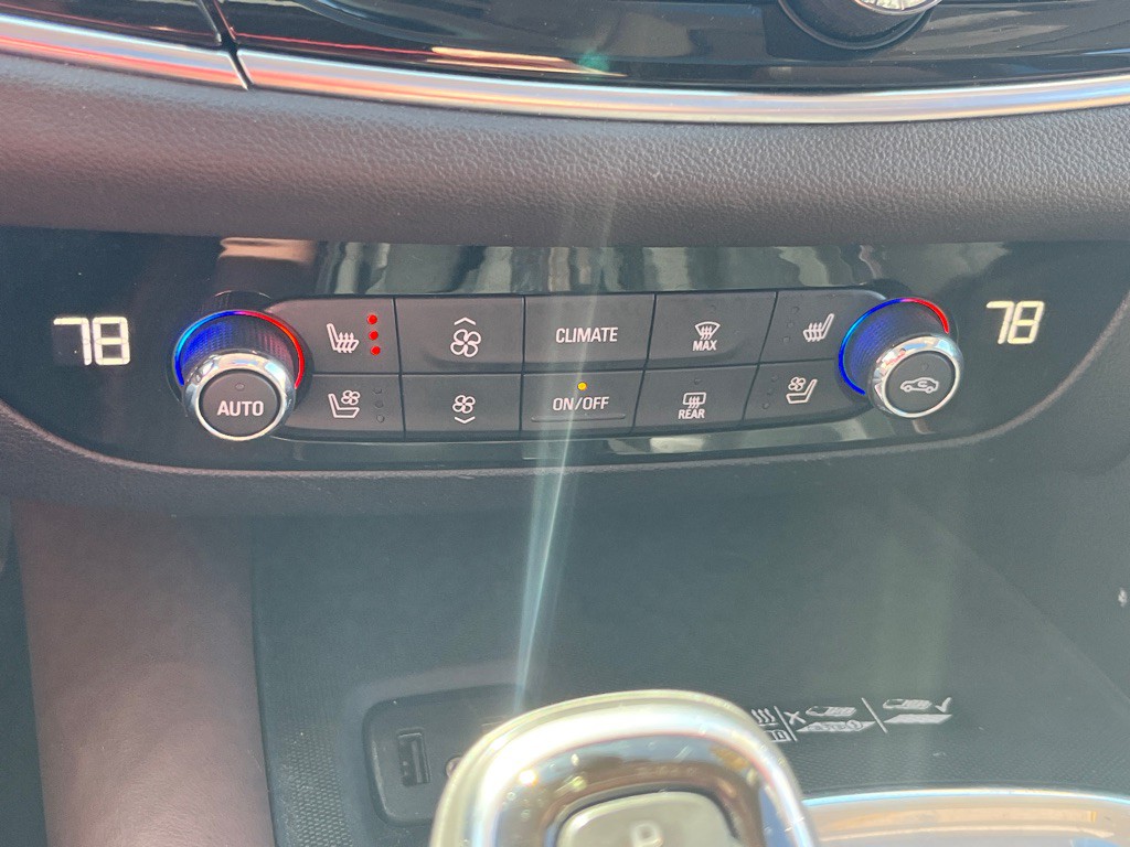 2018 Buick Enclave Image 20