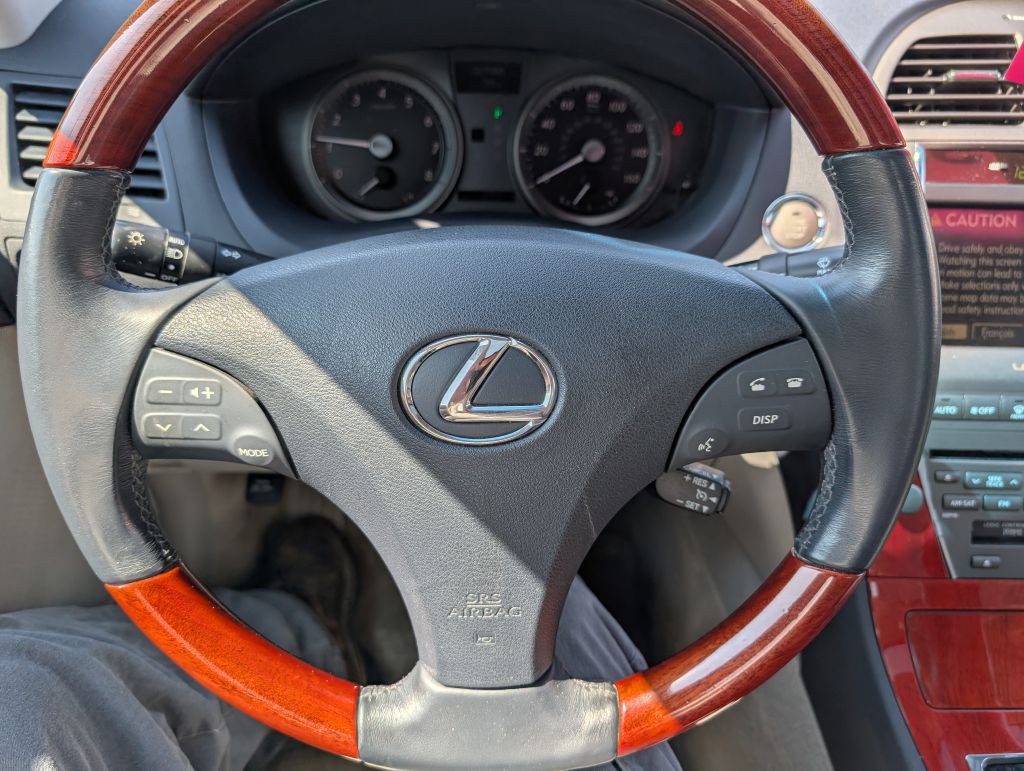 2007 Lexus ES Image 8