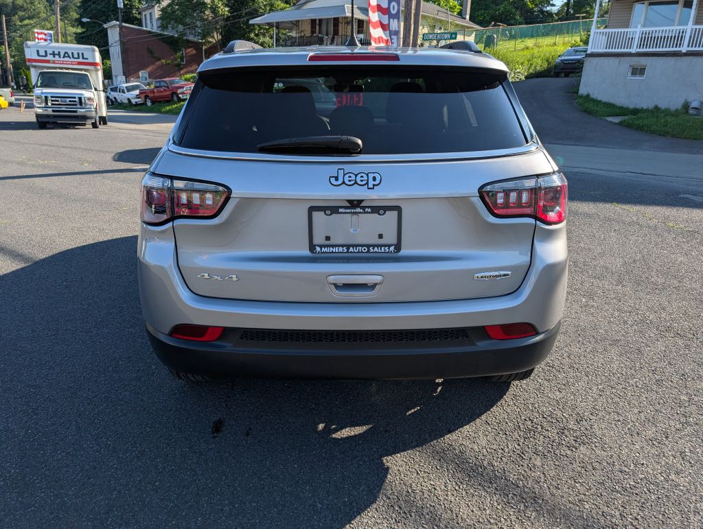 2023 Jeep Compass Image 3