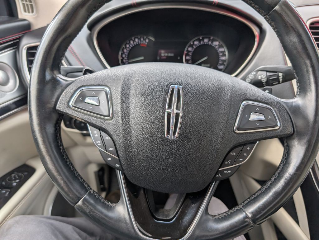 2018 Lincoln MKX Image 9