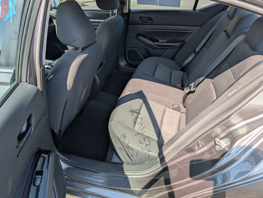 2023 Nissan Altima Image 4