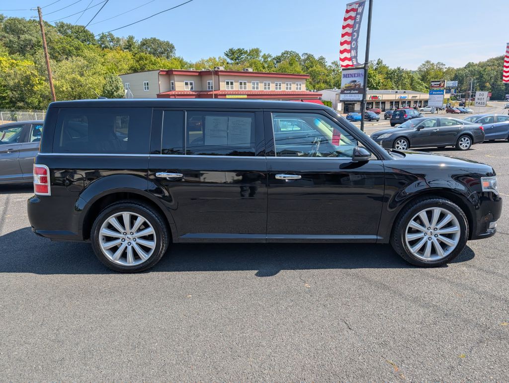 2016 Ford Flex Image 2