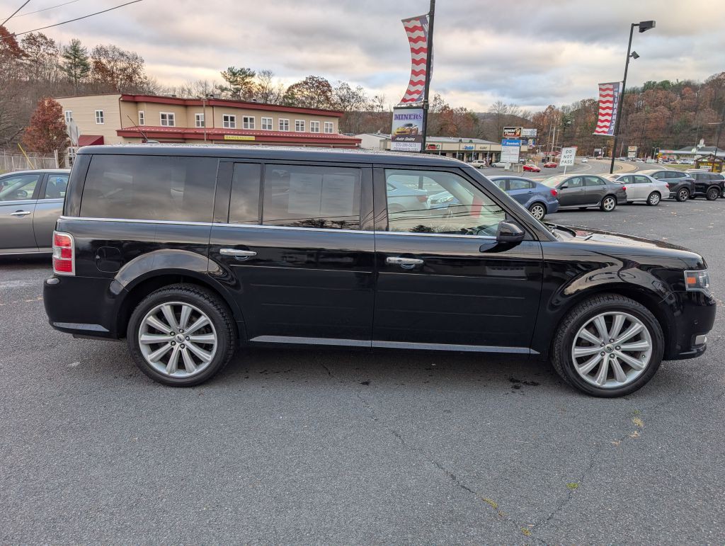 2016 Ford Flex Image 2