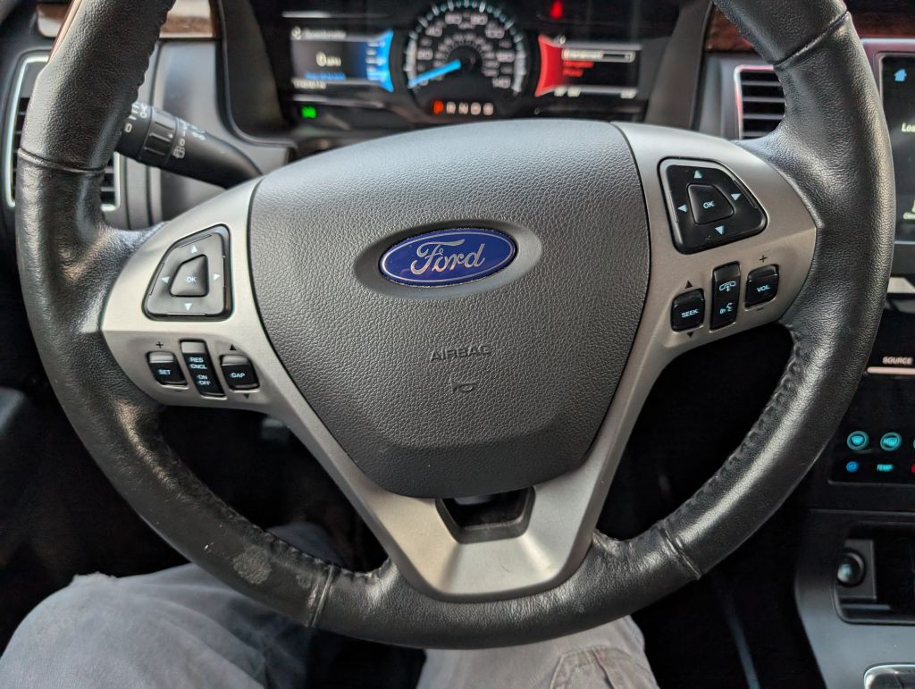 2016 Ford Flex Image 9