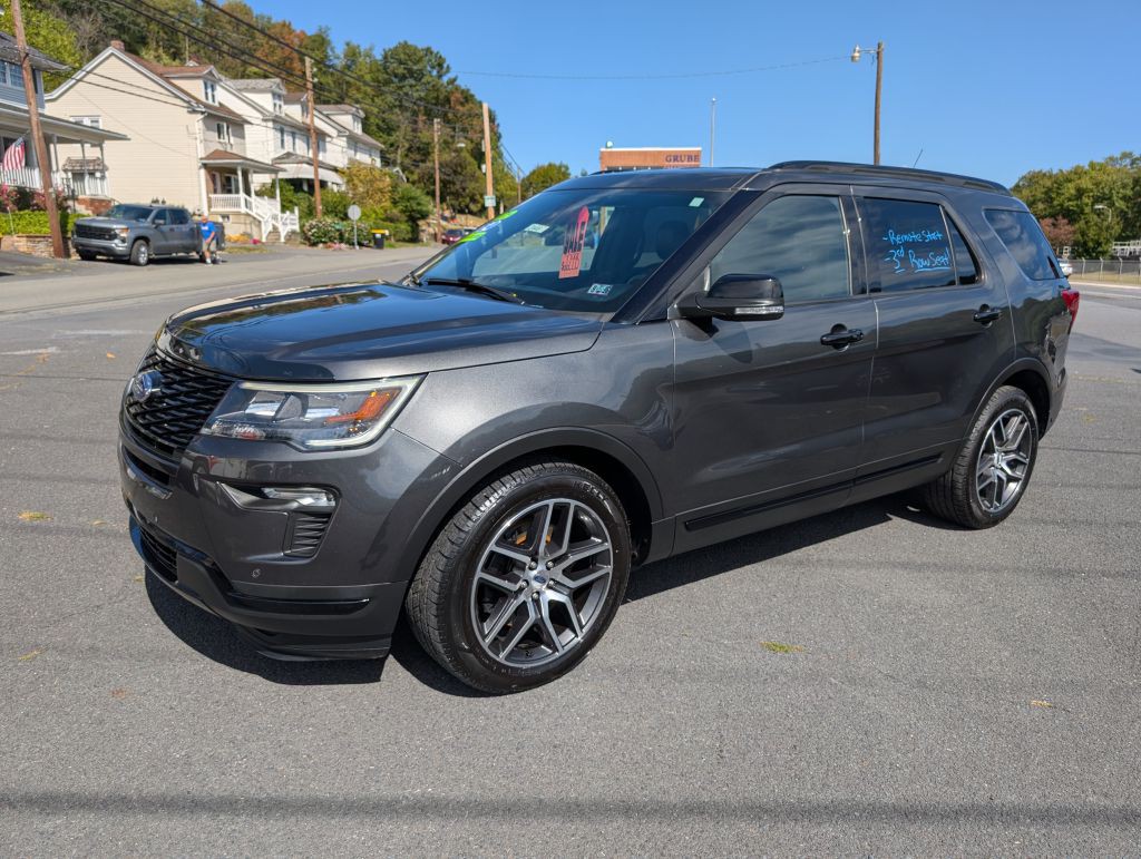 2019 Ford Explorer Image 1