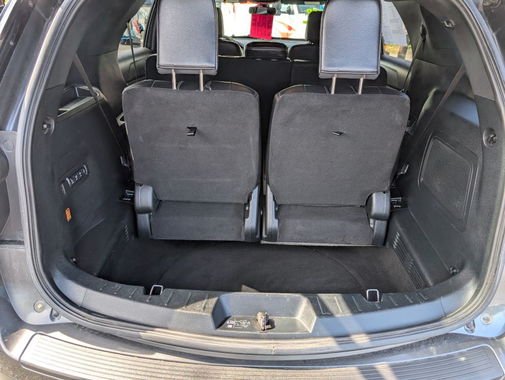 2019 Ford Explorer Image 4