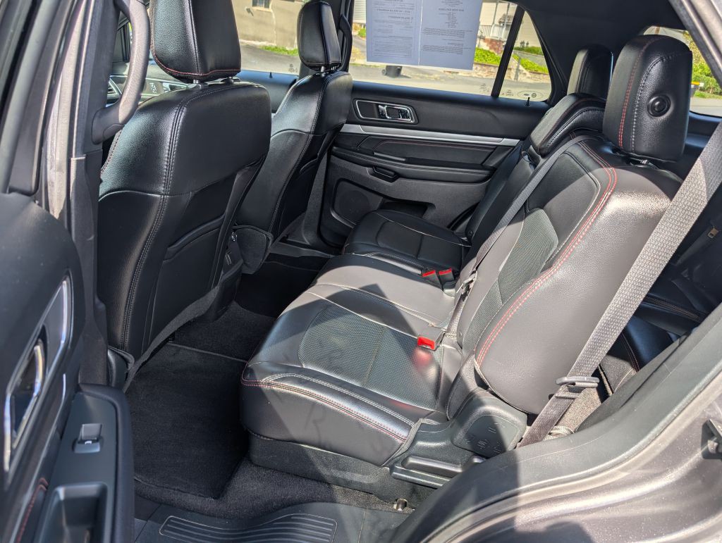 2019 Ford Explorer Image 5