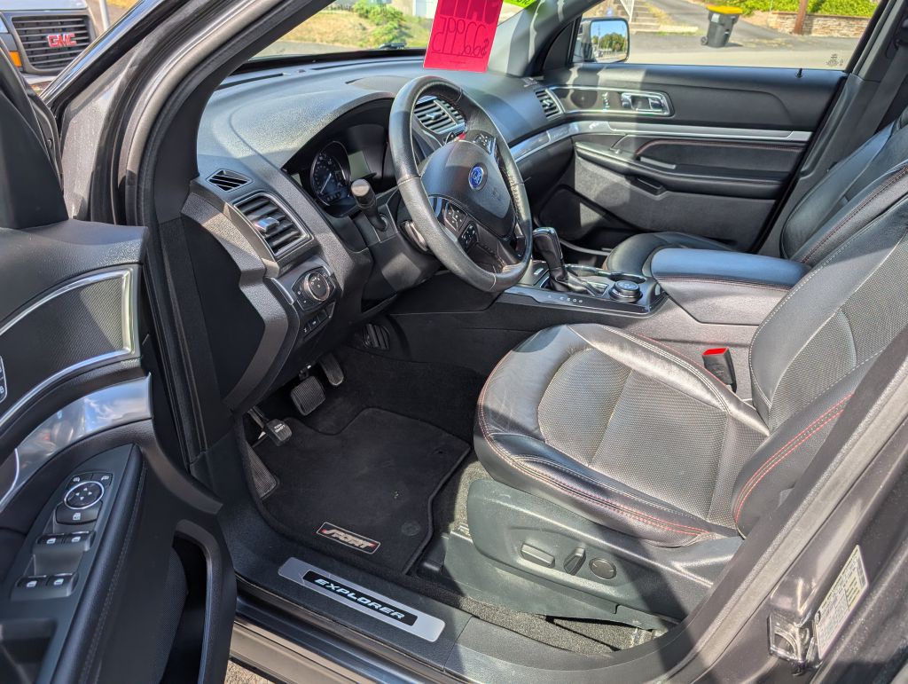 2019 Ford Explorer Image 6