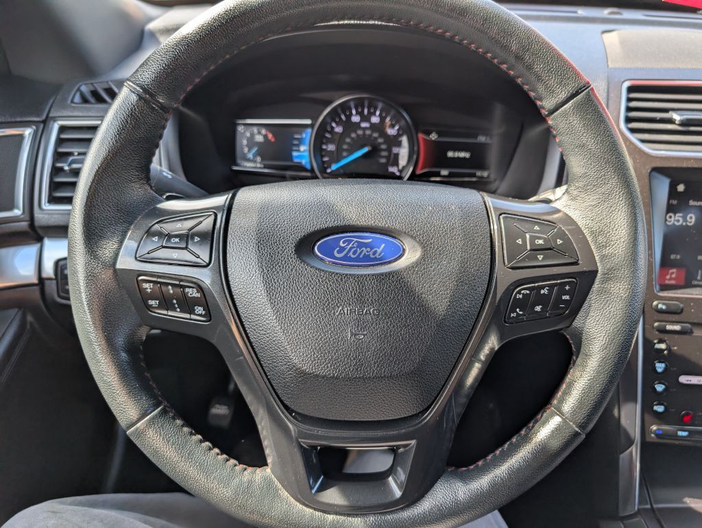2019 Ford Explorer Image 9