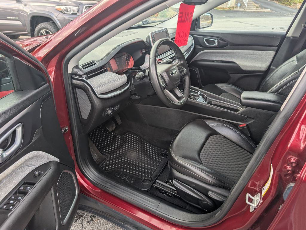 2022 Jeep Compass Image 6