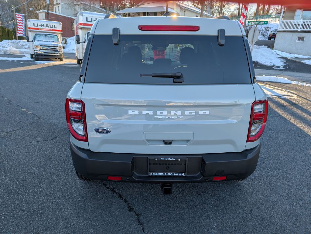 2023 Ford Bronco Image 3