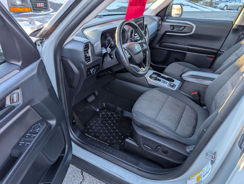 2023 Ford Bronco Image 6