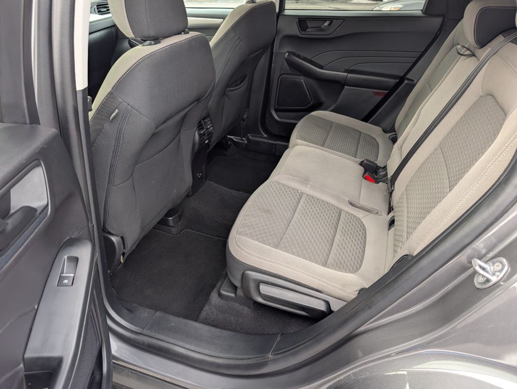 2022 Ford Escape Image 5