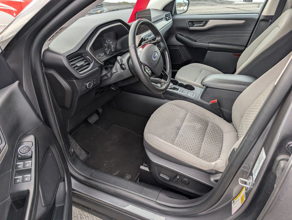 2022 Ford Escape Image 6
