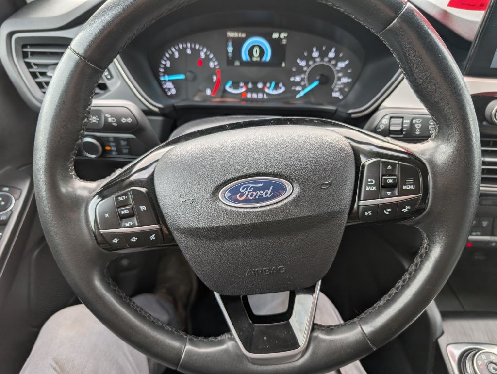 2022 Ford Escape Image 9