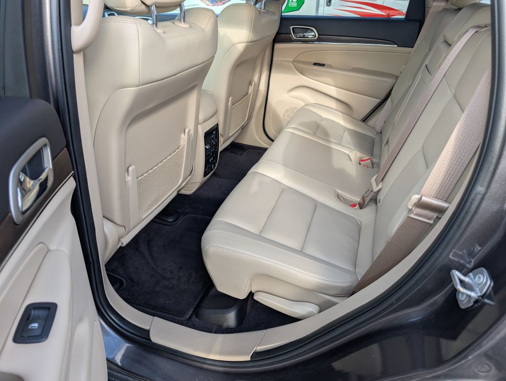 2017 Jeep Grand Cherokee Image 5