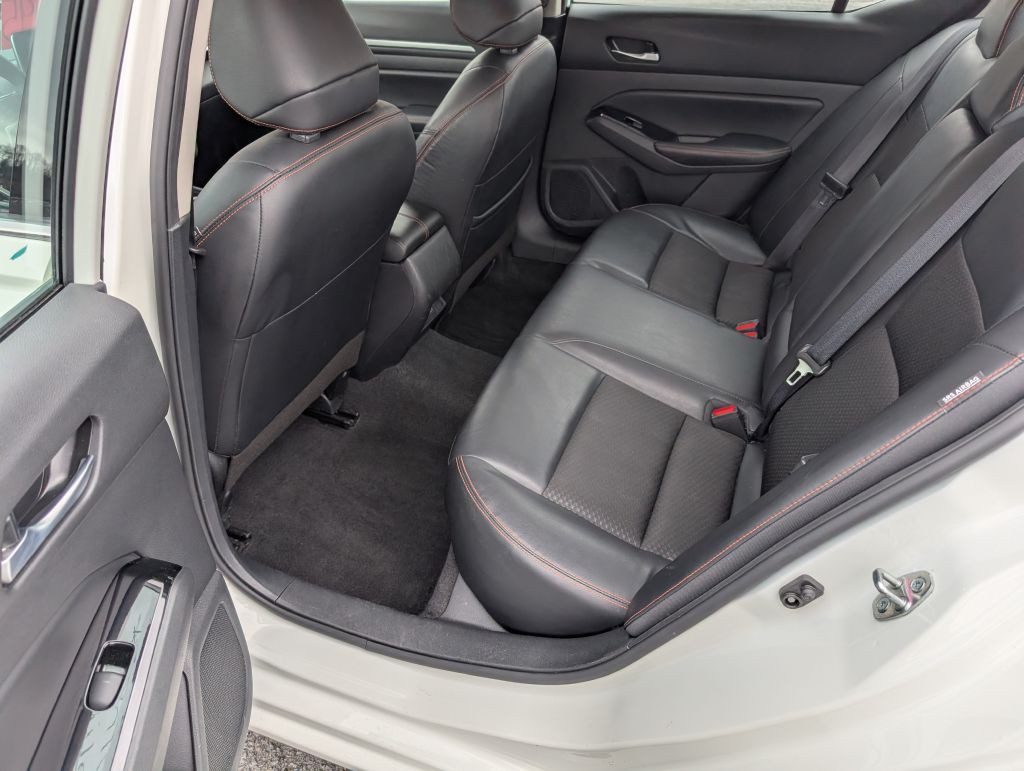 2024 Nissan Altima Image 4