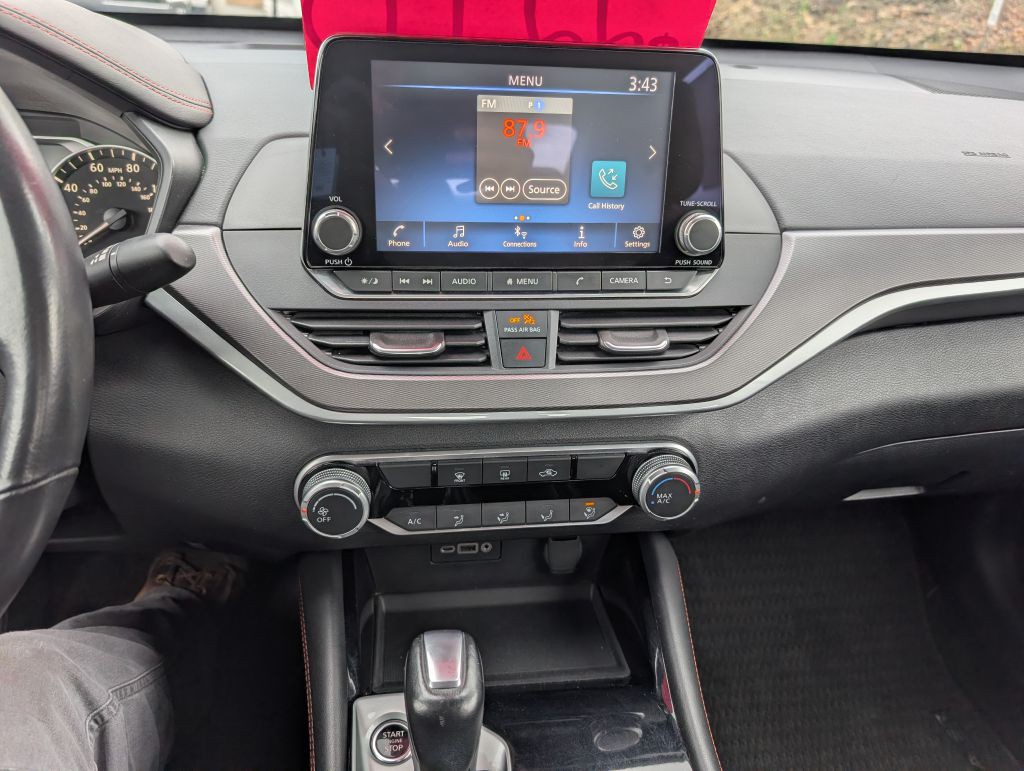 2024 Nissan Altima Image 6