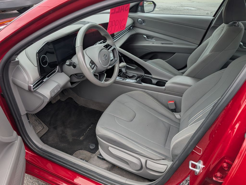 2023 Hyundai Elantra Image 5