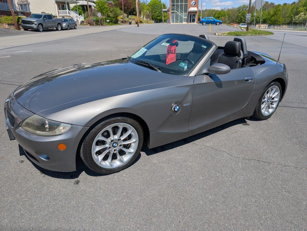 2005 BMW Z4 Image 1