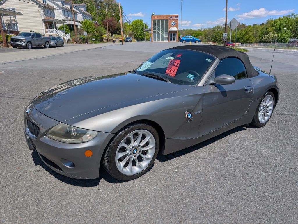 2005 BMW Z4 Image 2