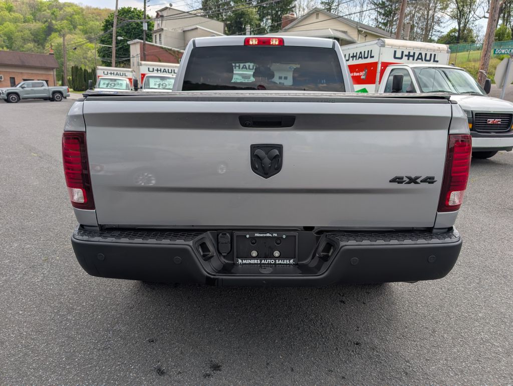 2021 RAM 1500 Image 3