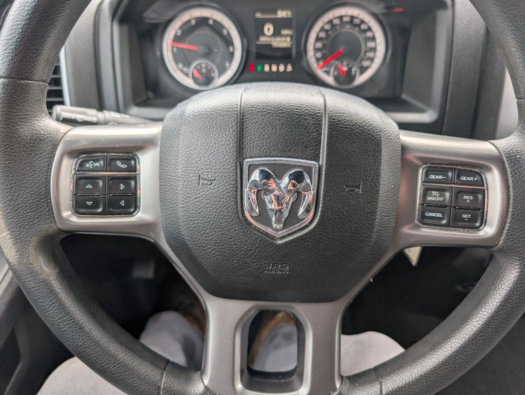 2021 RAM 1500 Image 9
