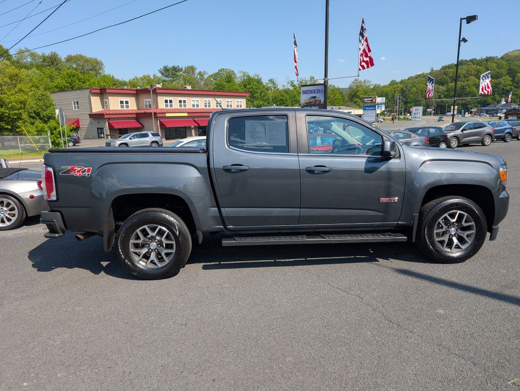 2016 GMC Canyon Image 2