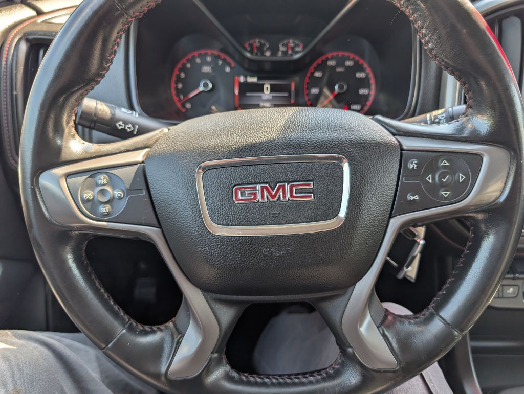 2016 GMC Canyon Image 9