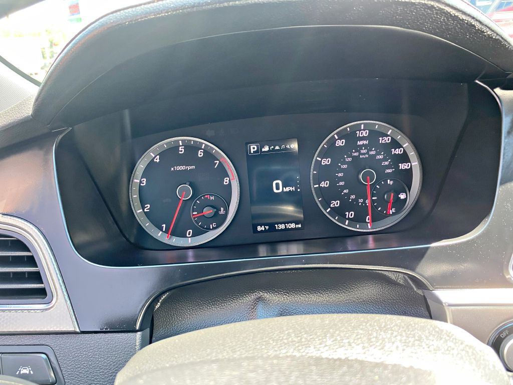 2015 Hyundai Sonata Image 16