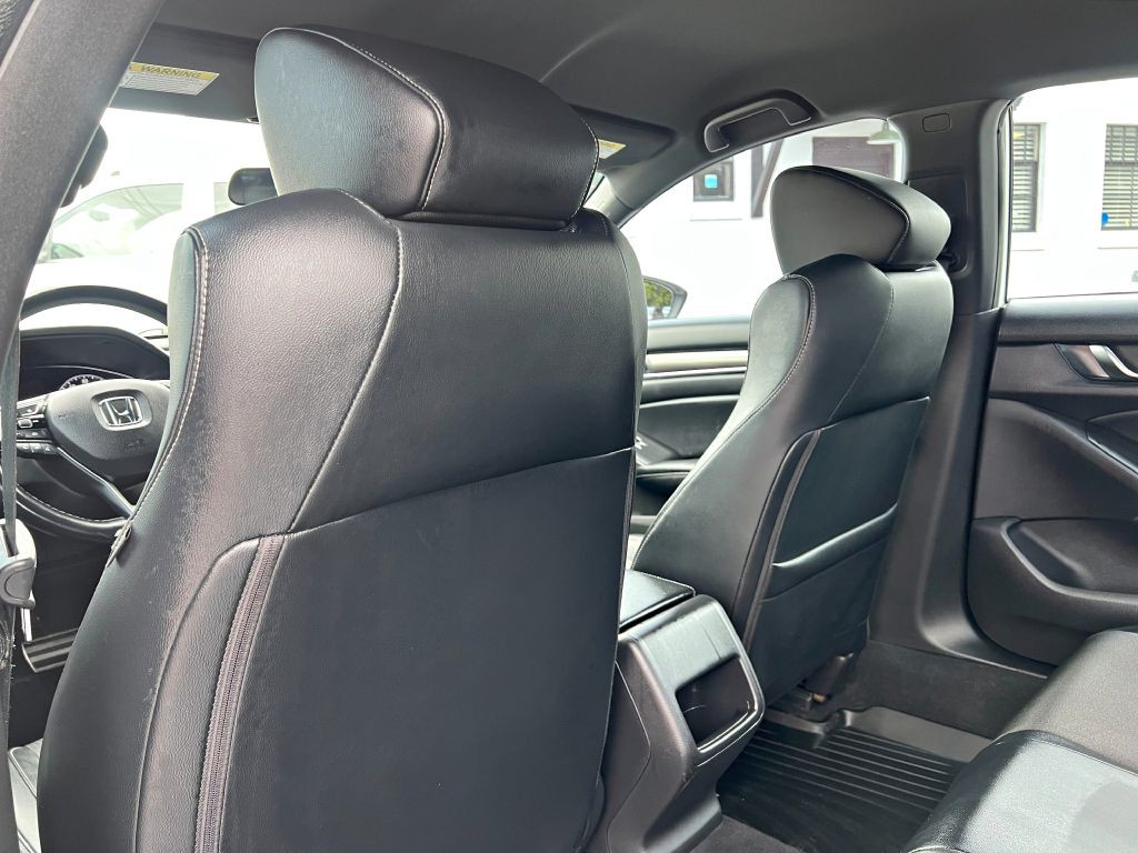 2018 Honda Accord Image 10