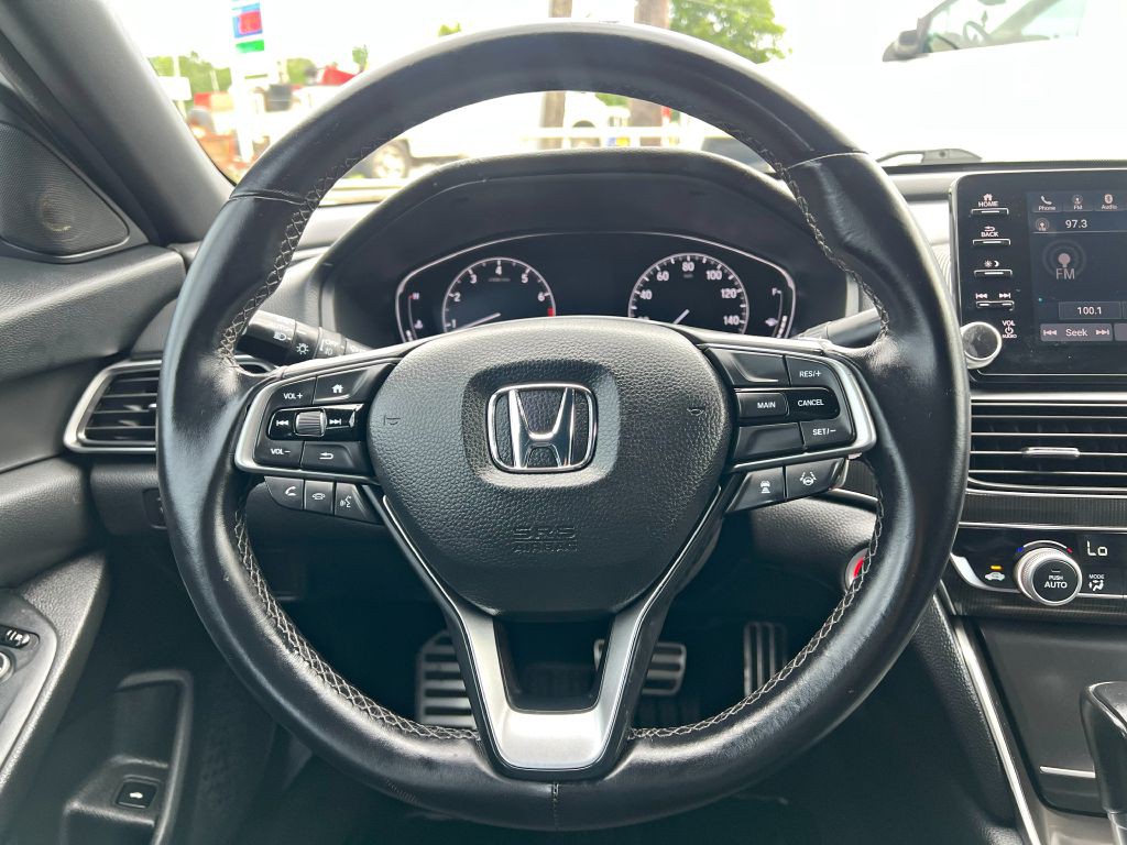 2018 Honda Accord Image 17