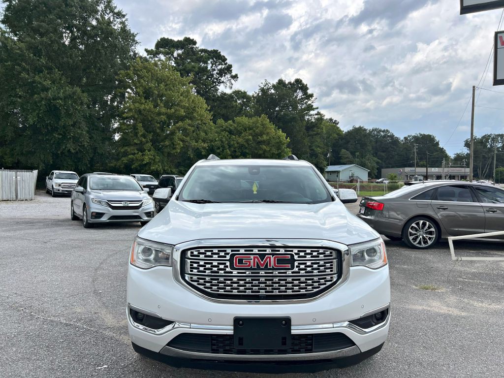 2017 GMC Acadia Image 3