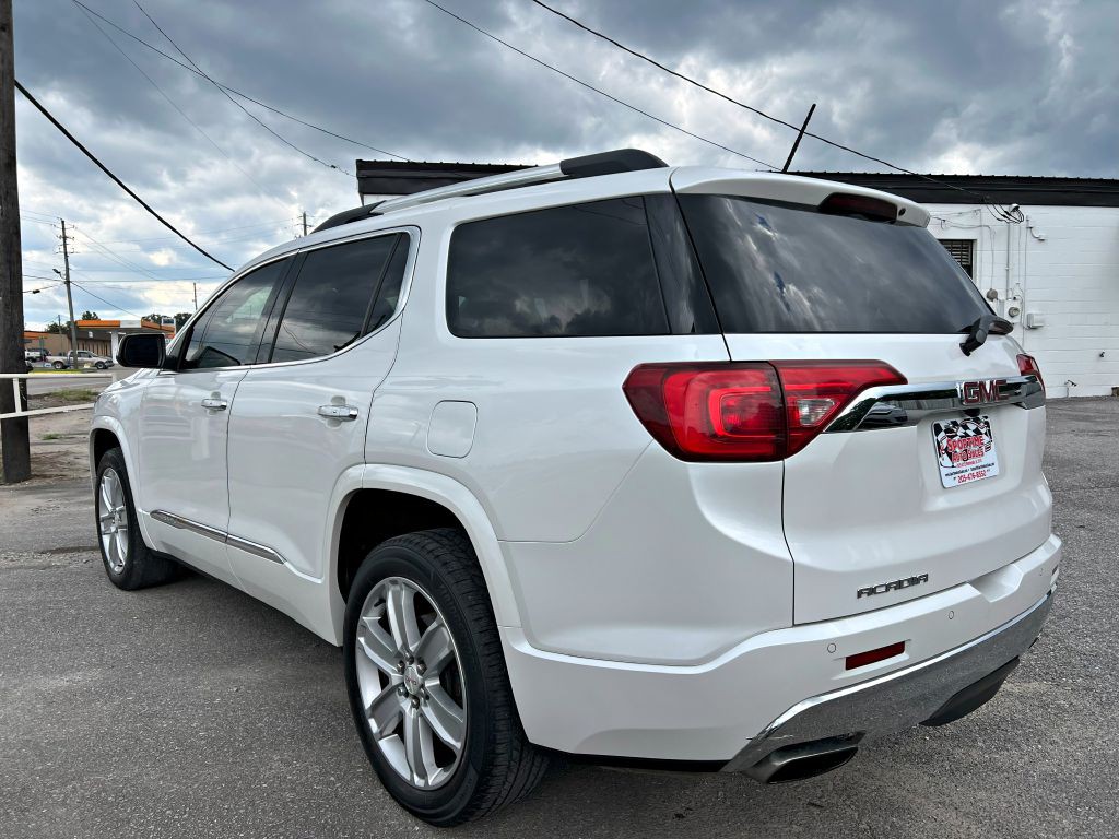 2017 GMC Acadia Image 5