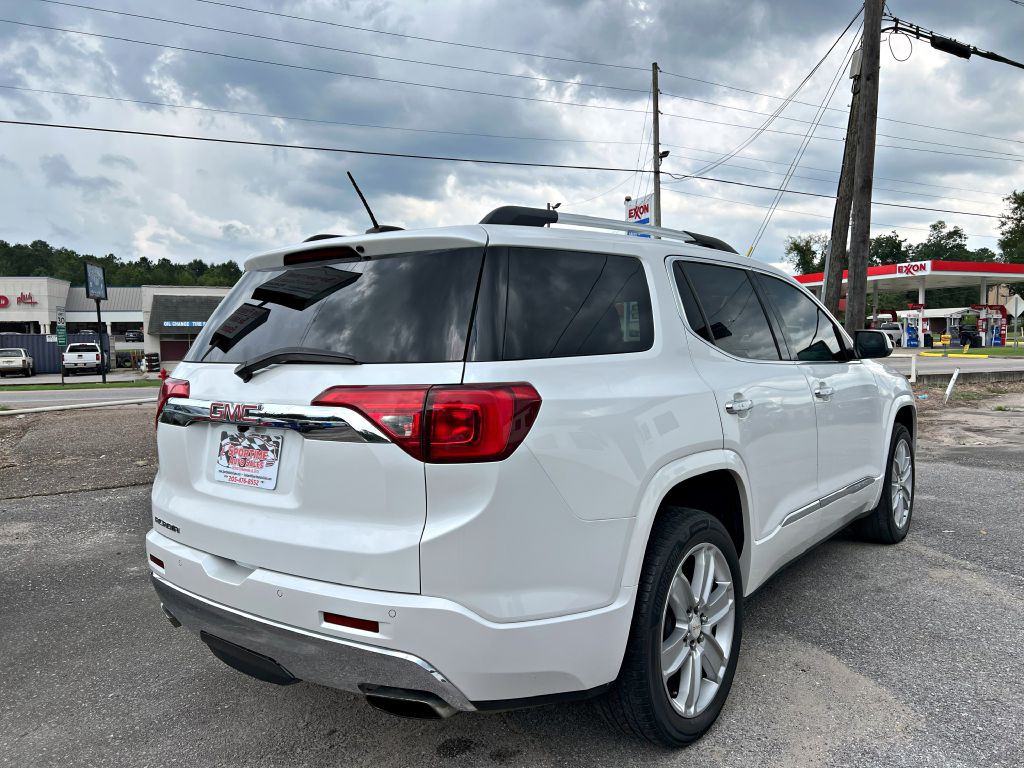 2017 GMC Acadia Image 7