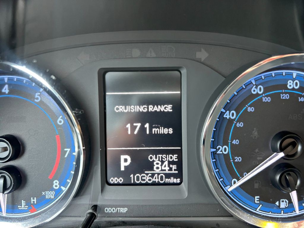 2017 Toyota Corolla Image 18