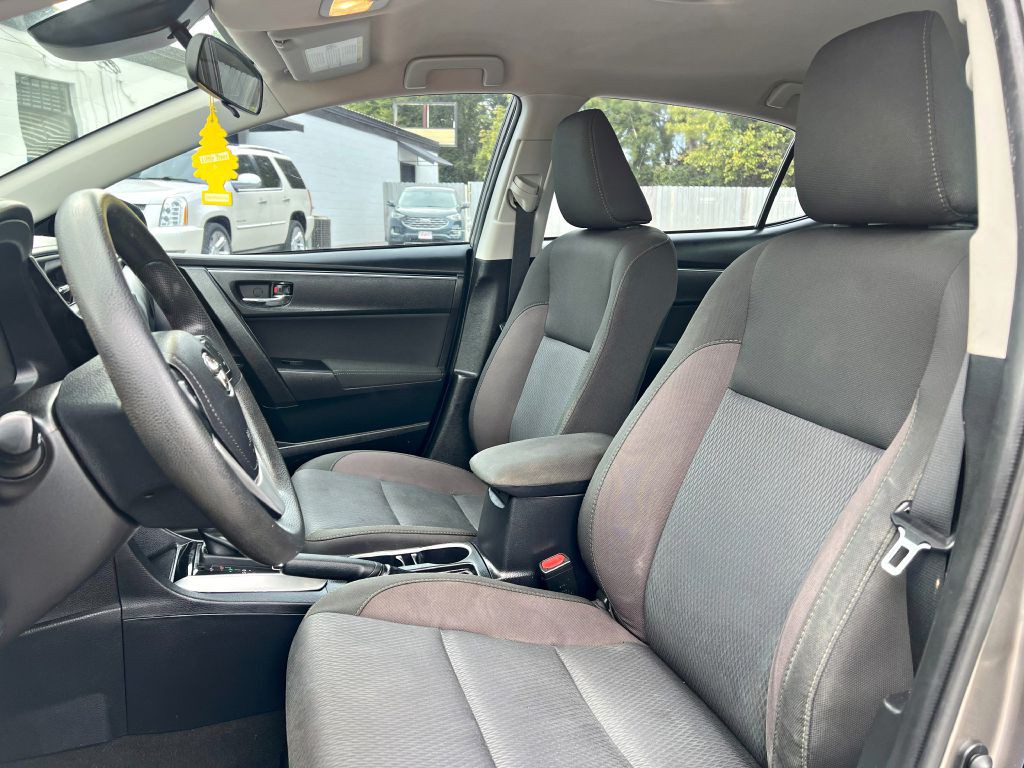 2017 Toyota Corolla Image 9