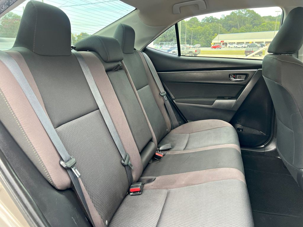 2017 Toyota Corolla Image 13