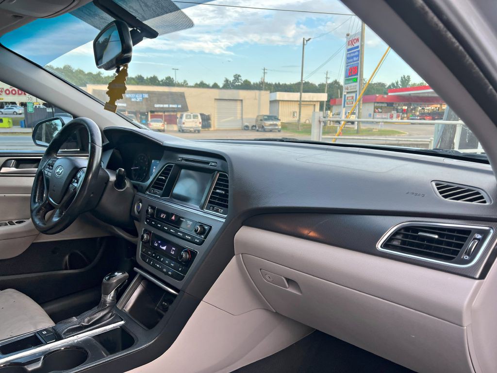 2016 Hyundai Sonata Image 14
