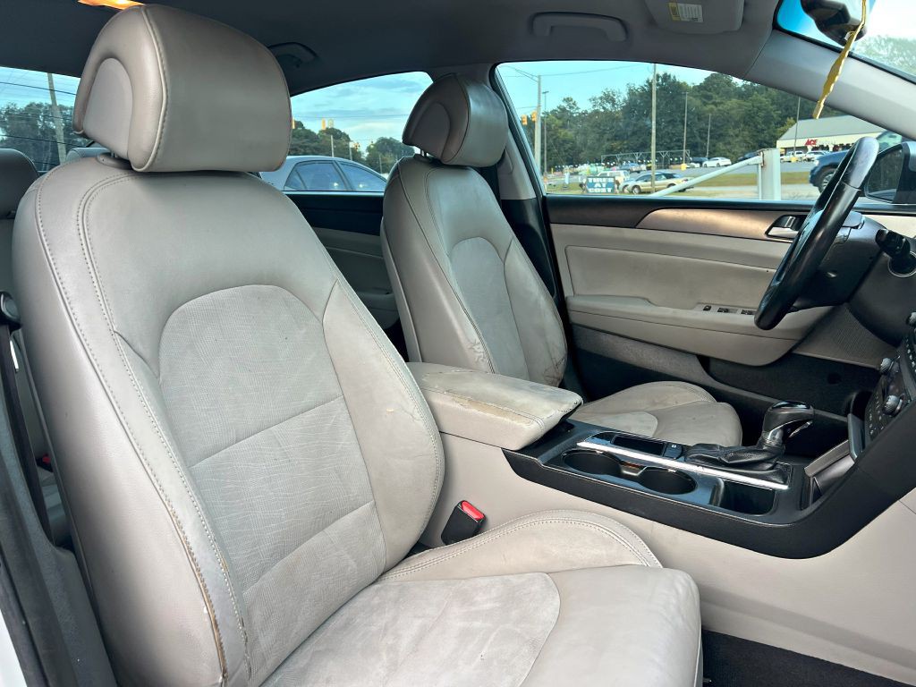 2016 Hyundai Sonata Image 15
