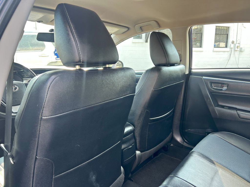 2015 Toyota Corolla Image 10