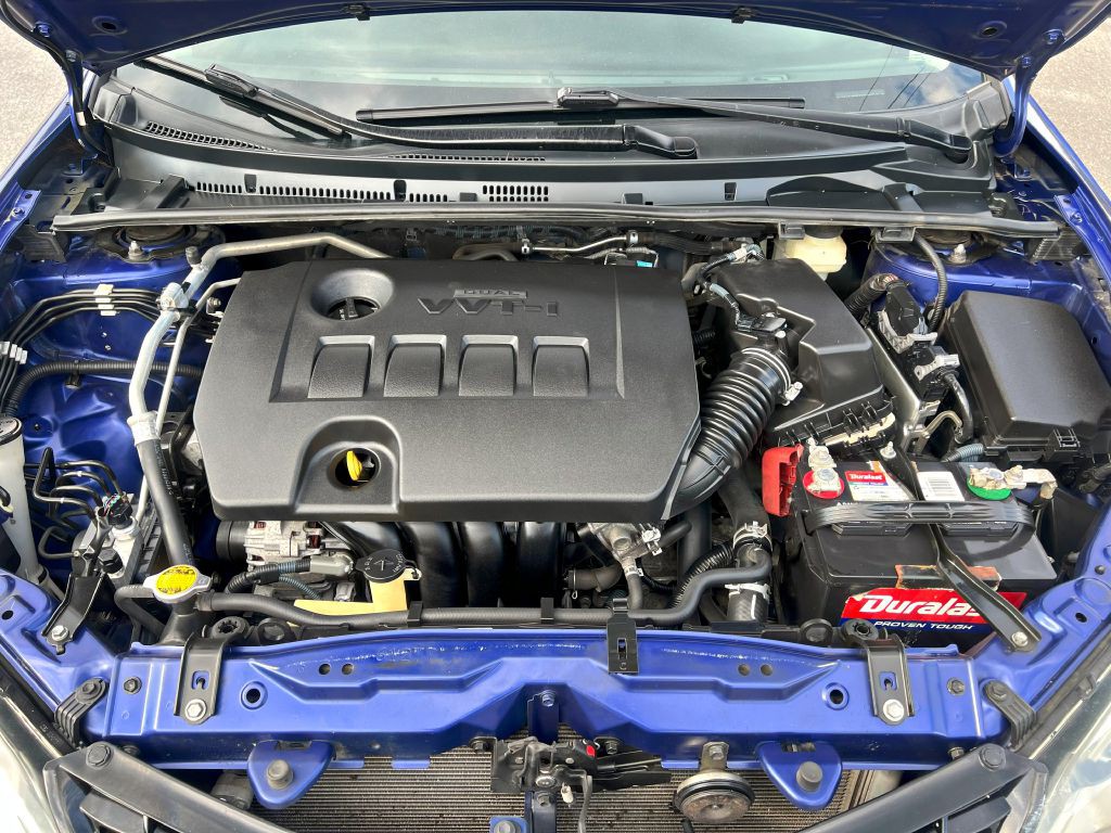 2015 Toyota Corolla Image 21