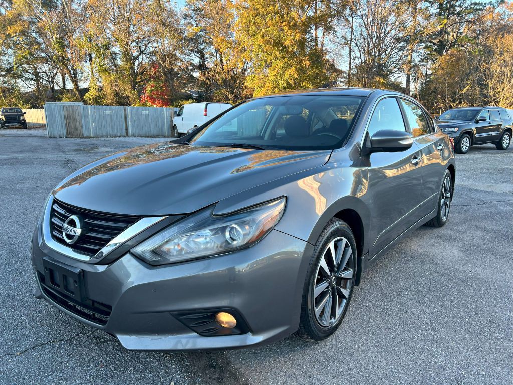 2016 Nissan Altima Image 4
