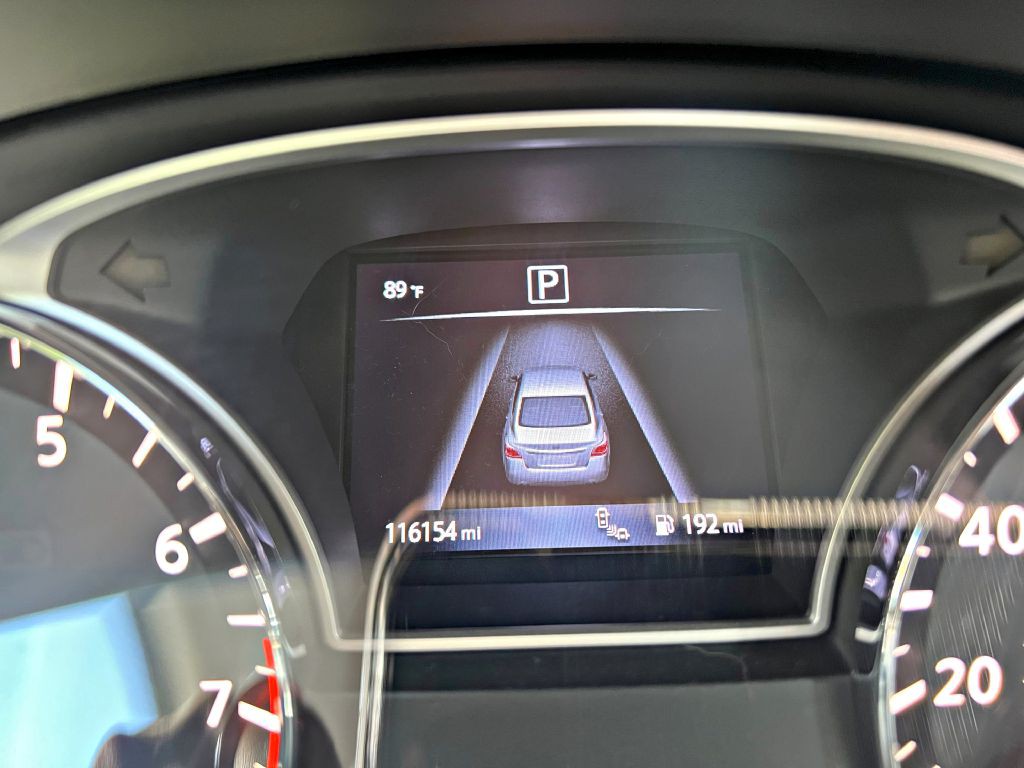 2016 Nissan Altima Image 19