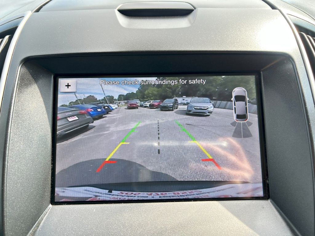 2019 Ford Edge Image 20